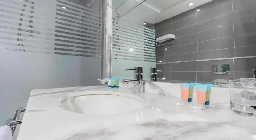 Alazmi Hotel Dubai 3*,