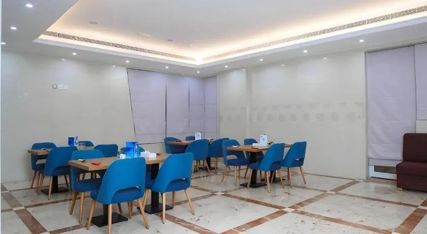 Alazmi Hotel Dubaj
